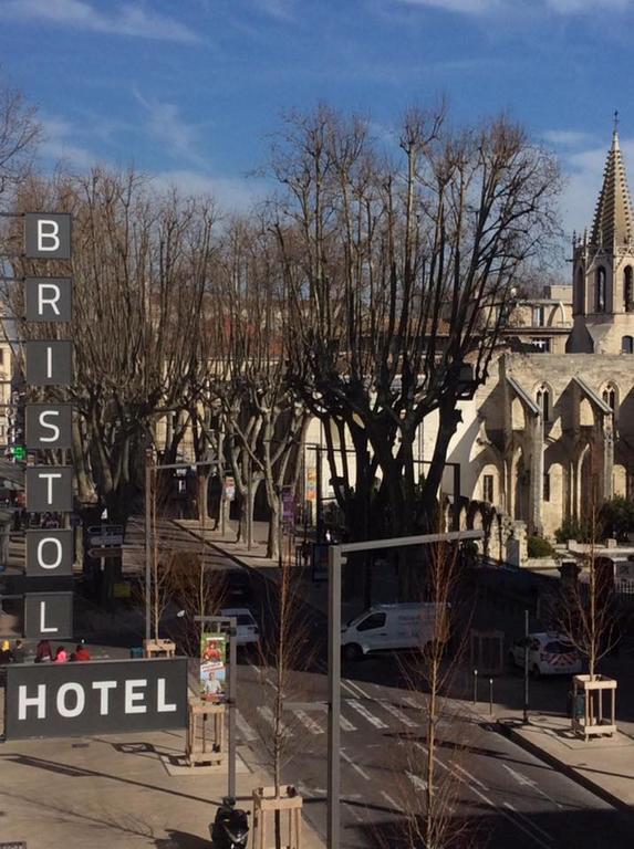 Hotel Le Bristol Avignon Bagian luar foto